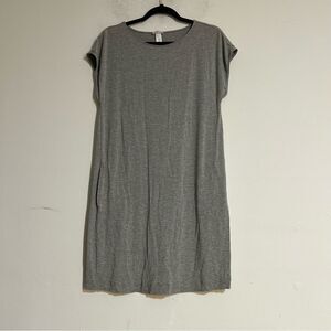 Hanro of Switzerland Natural Elegance Short Sleeve Viscose Gown Grey Small Cozy